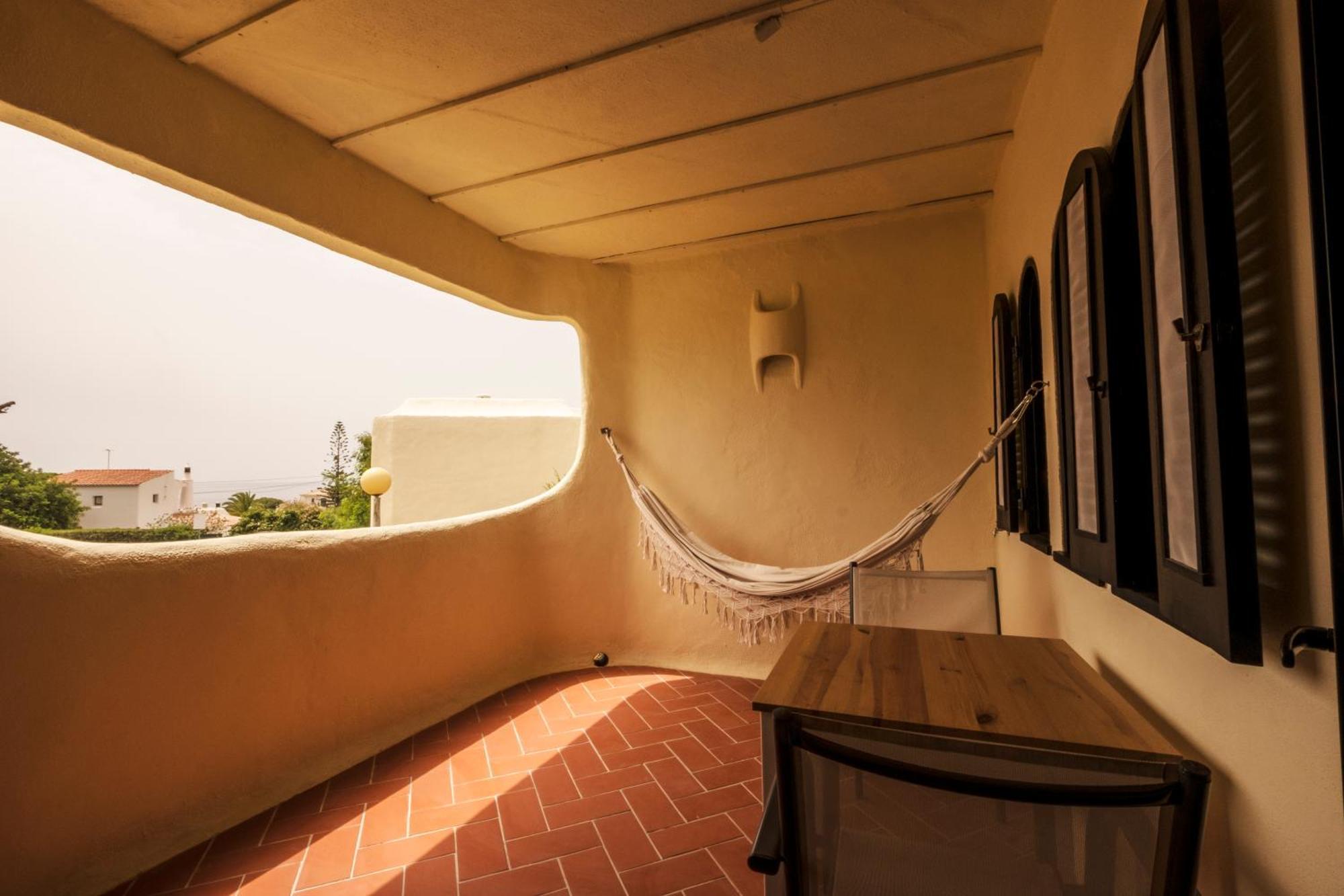Cozy Beach Apartment W/ Sea View, Free Parking & Ac Карвоейру Экстерьер фото